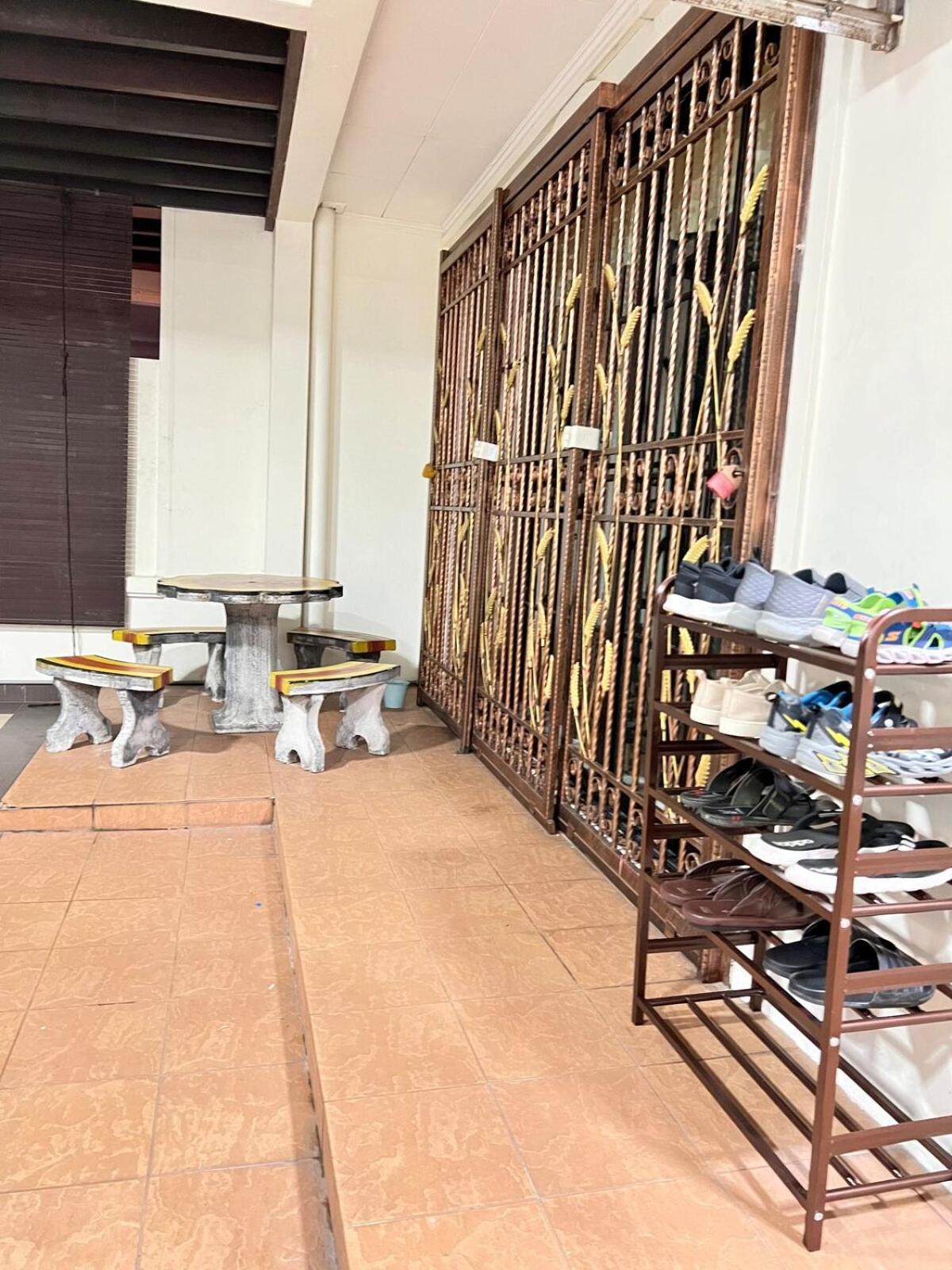 Rini Utama Homestay Skudai Buitenkant foto