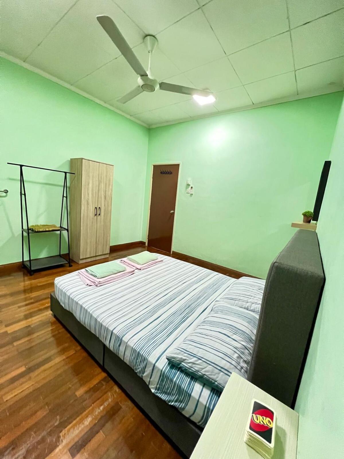 Rini Utama Homestay Skudai Buitenkant foto